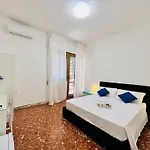 Casa de hóspedes Residenza Degli Acquedotti 4*