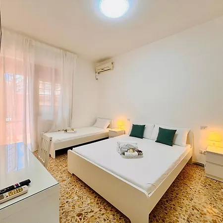 Residenza Degli Acquedotti 4* Rom